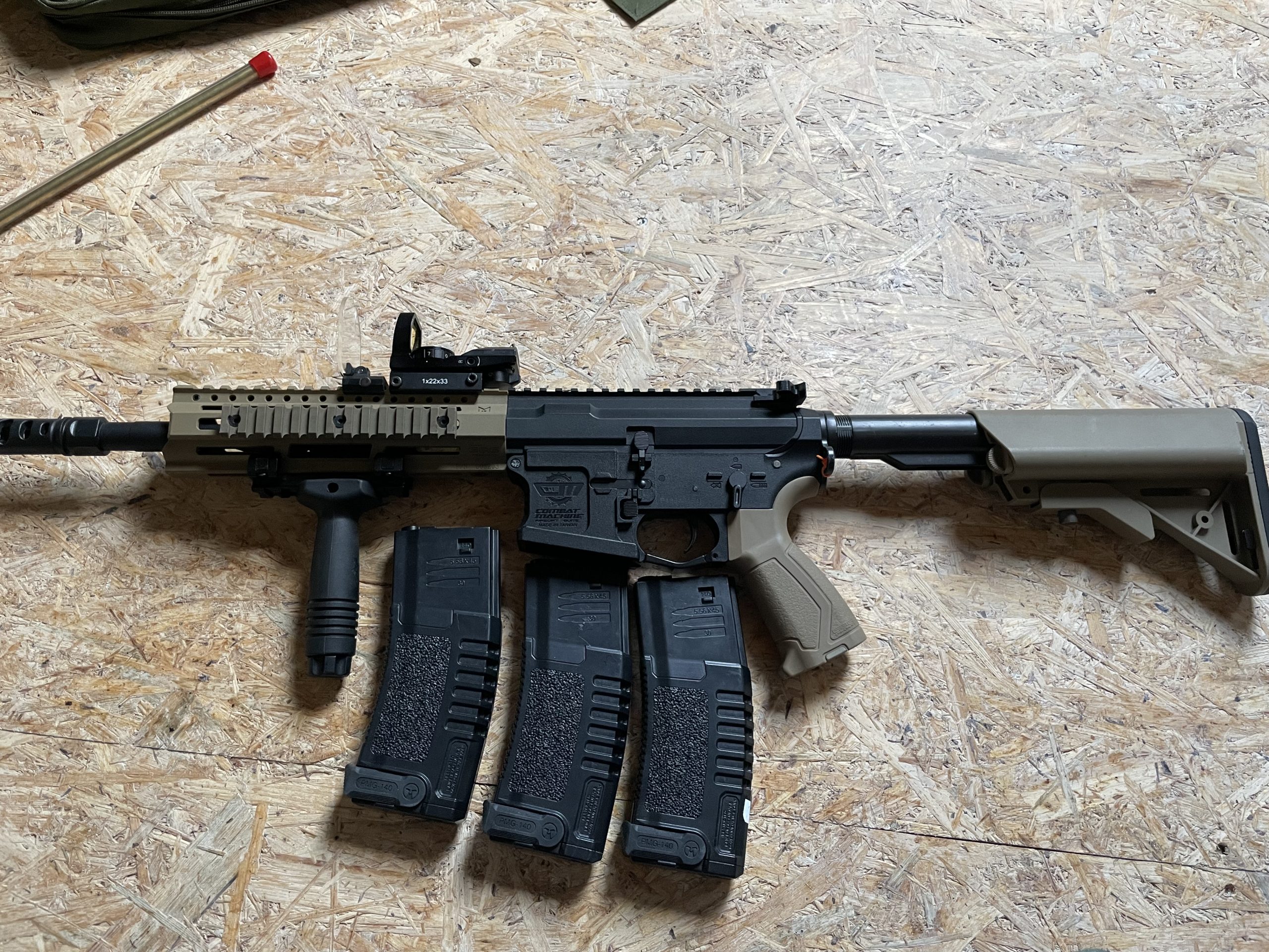 G & G cm16