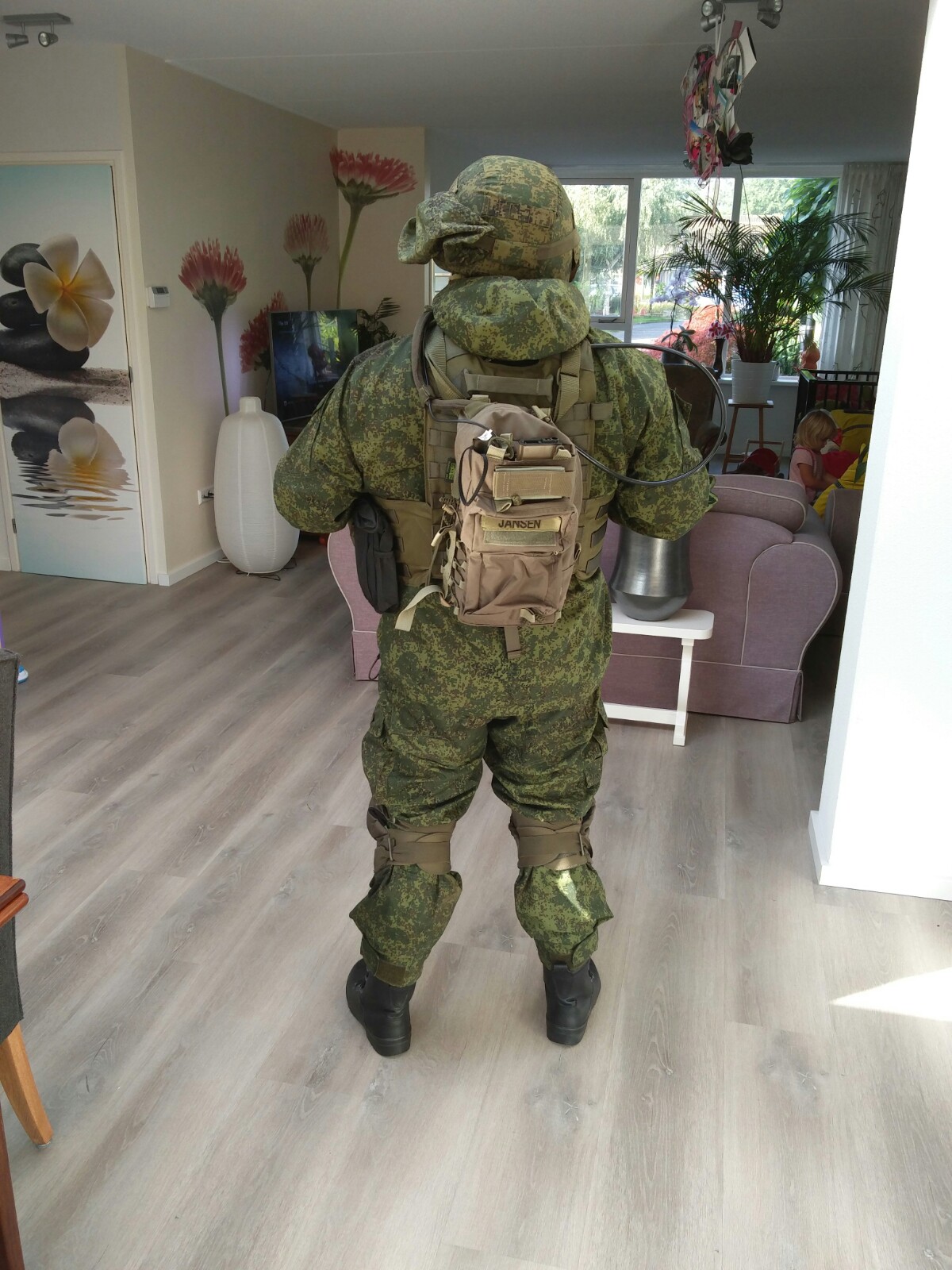 Invader gear plate carrier