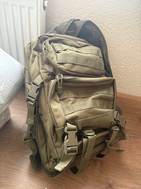 Complete starter set met glock 5 specna arms sa-216 camo tas en vest