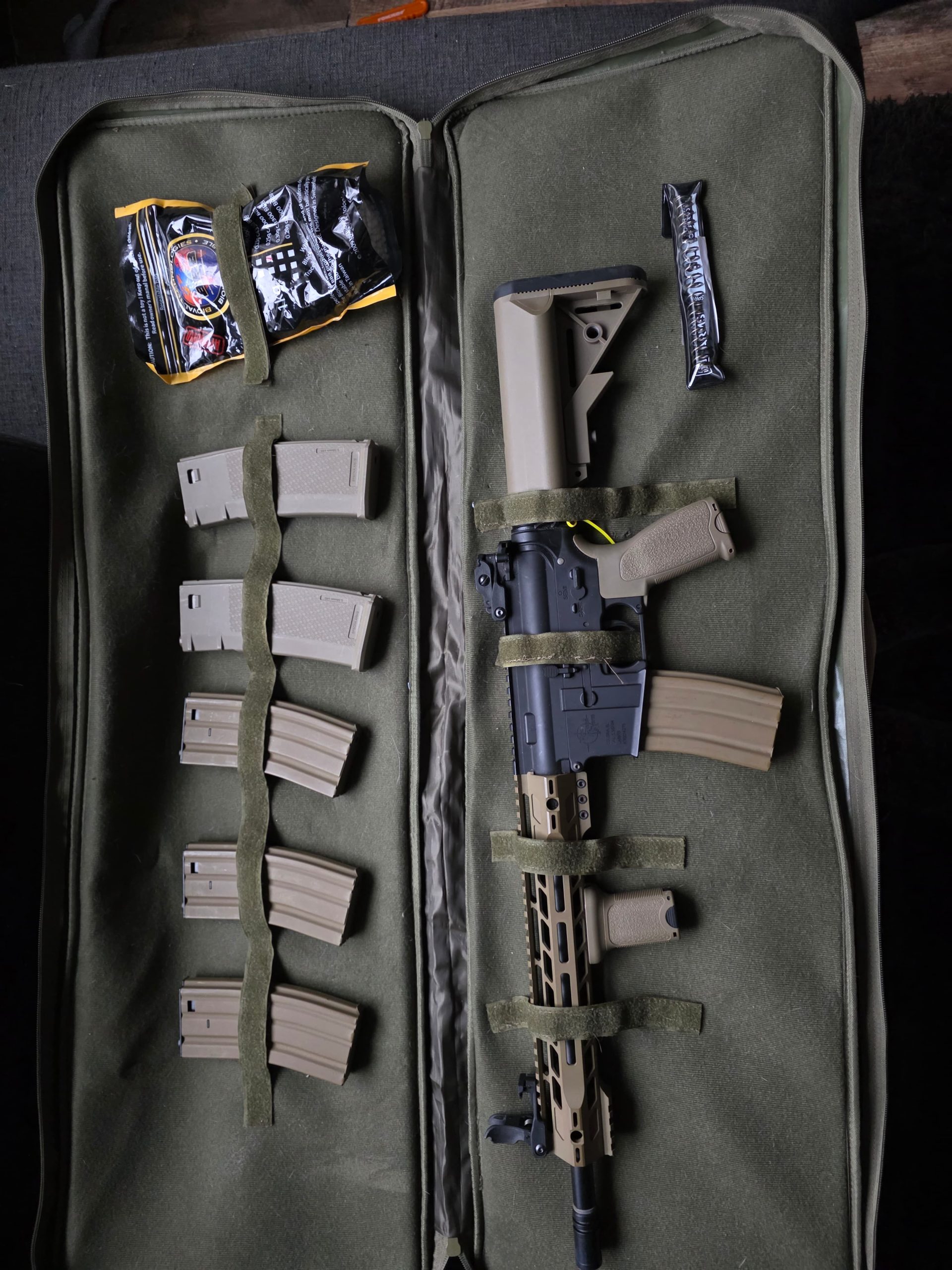 Specna Arms SA-E14 EDGE Airsoft Replica – Compleet Set – Tan/Zwart