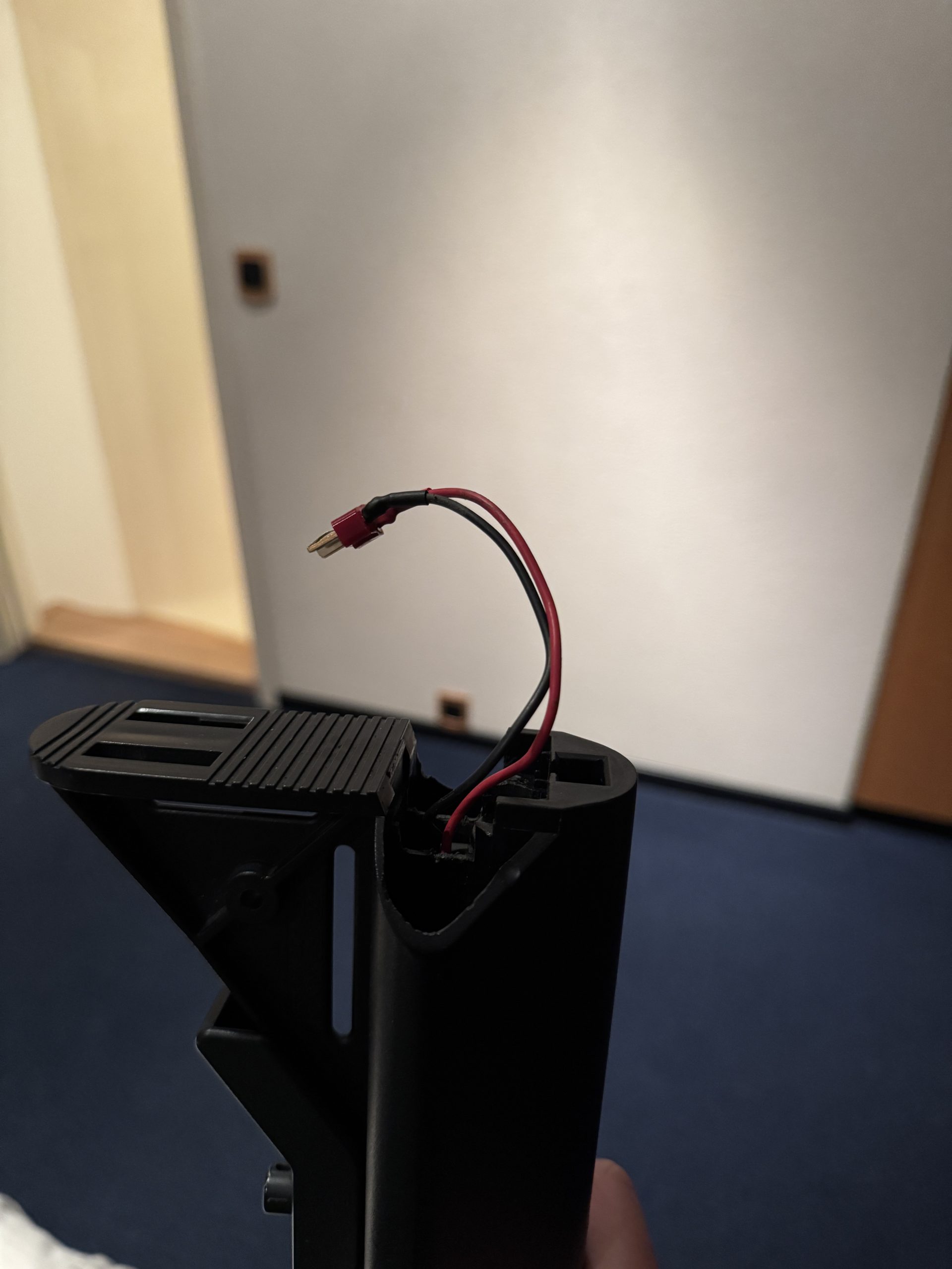 Tokyo Marui Daniel Defese Recce Rifle te koop voorzien van Titan mosfet.