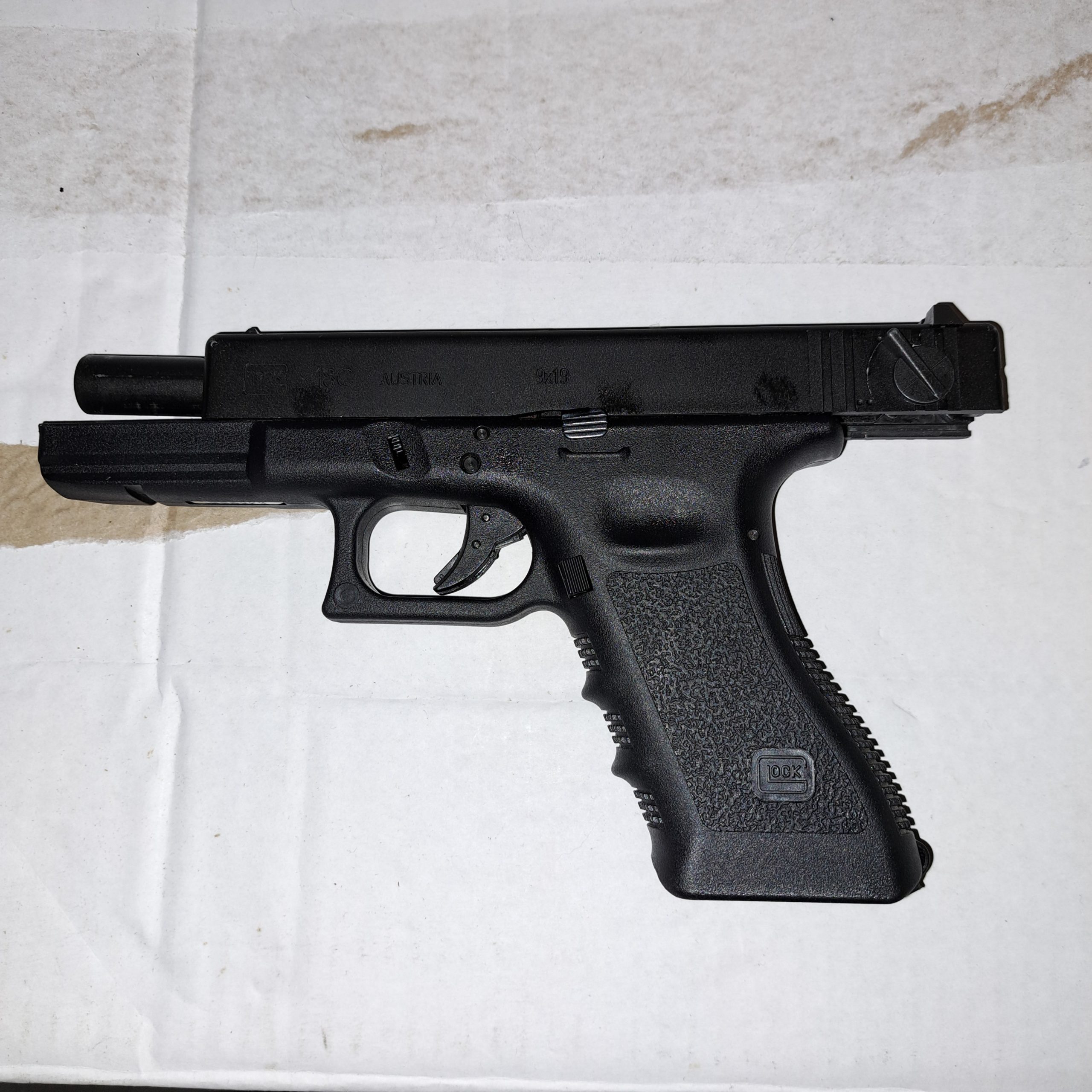 Stark arms/ VFC glock 18c met upgrades