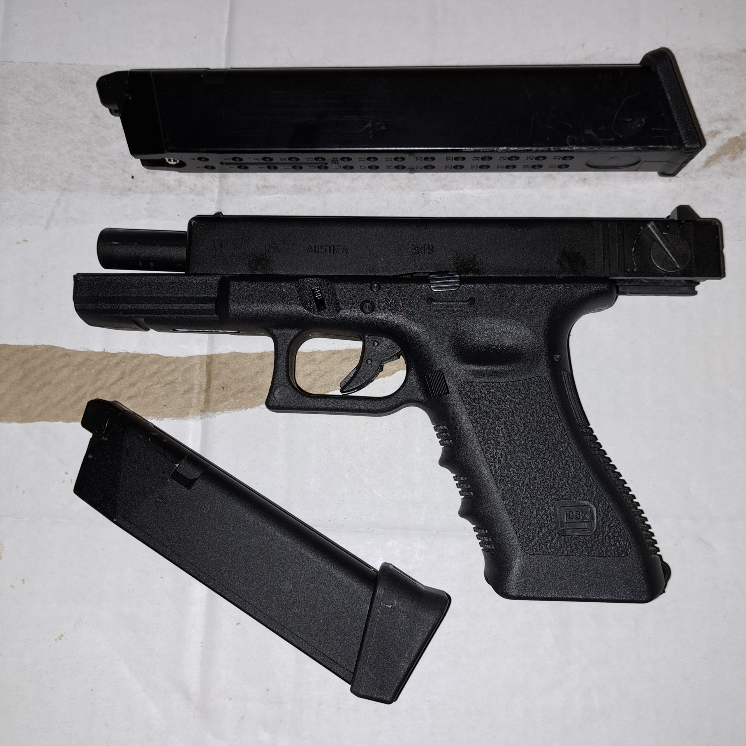 Stark arms/ VFC glock 18c met upgrades