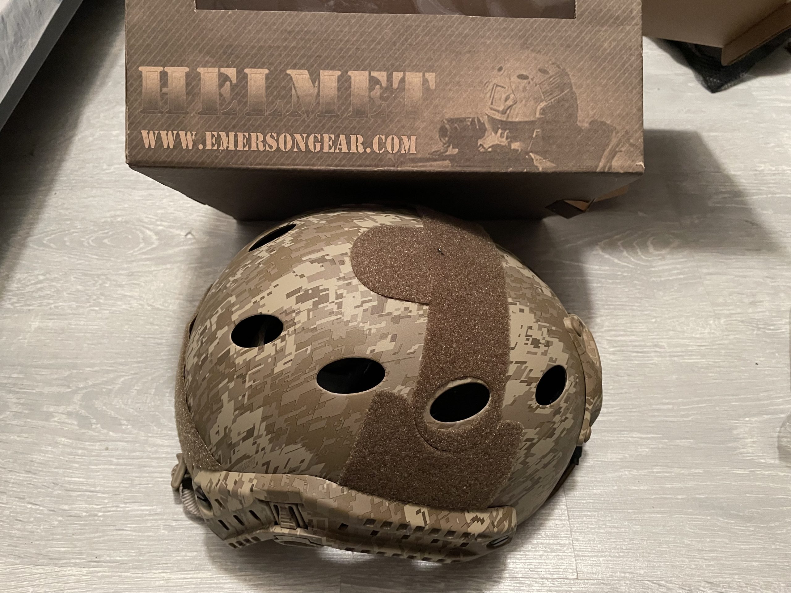 Emerson fast pj helm digital dessert