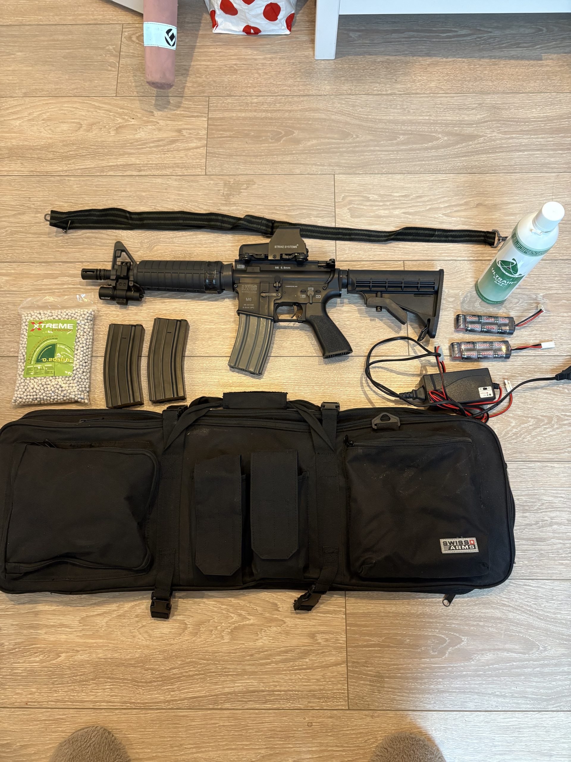 M6 met foedraal en toebehoren