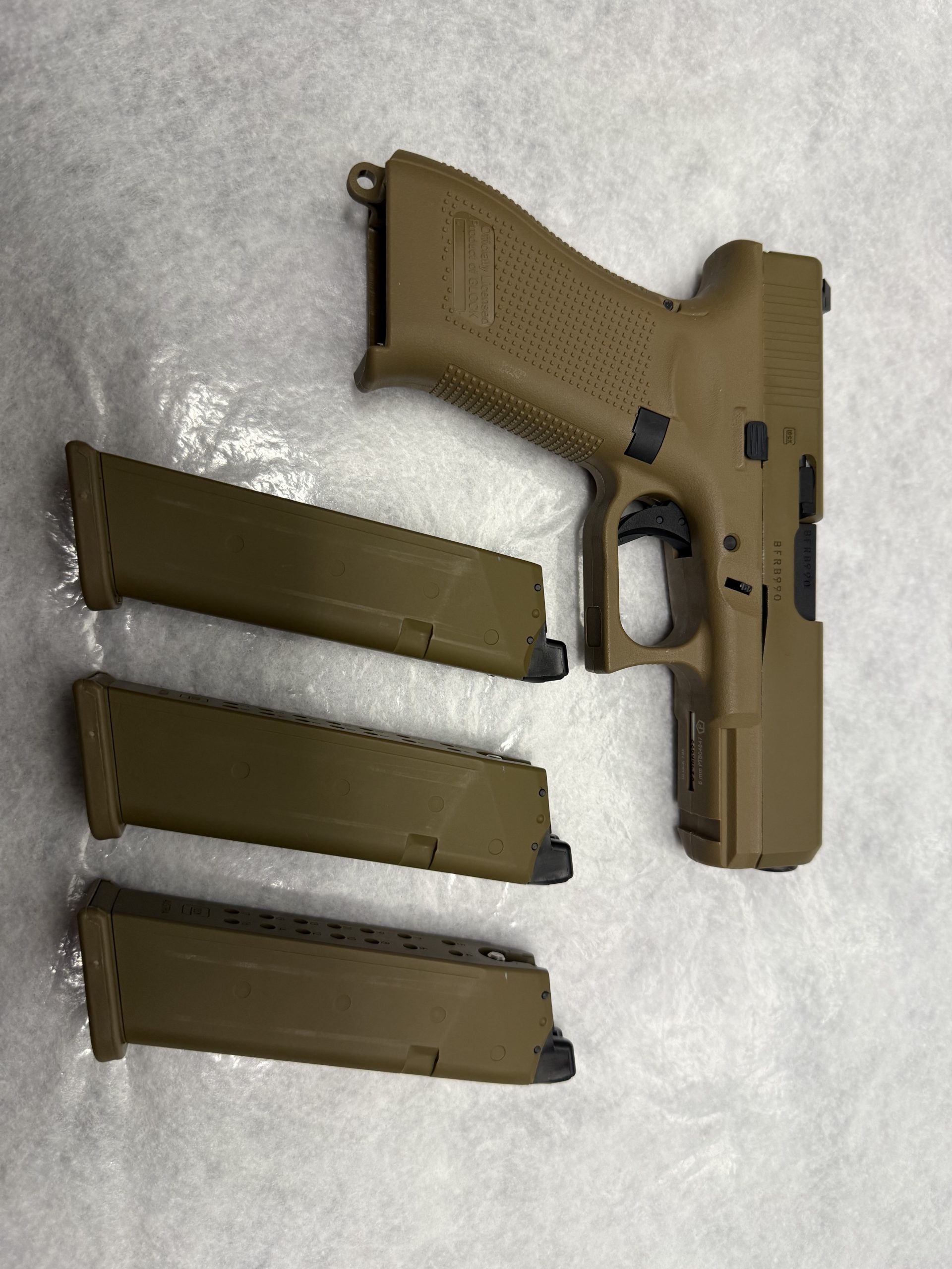 Nieuwe glock 19x met 3 magazijnen co2