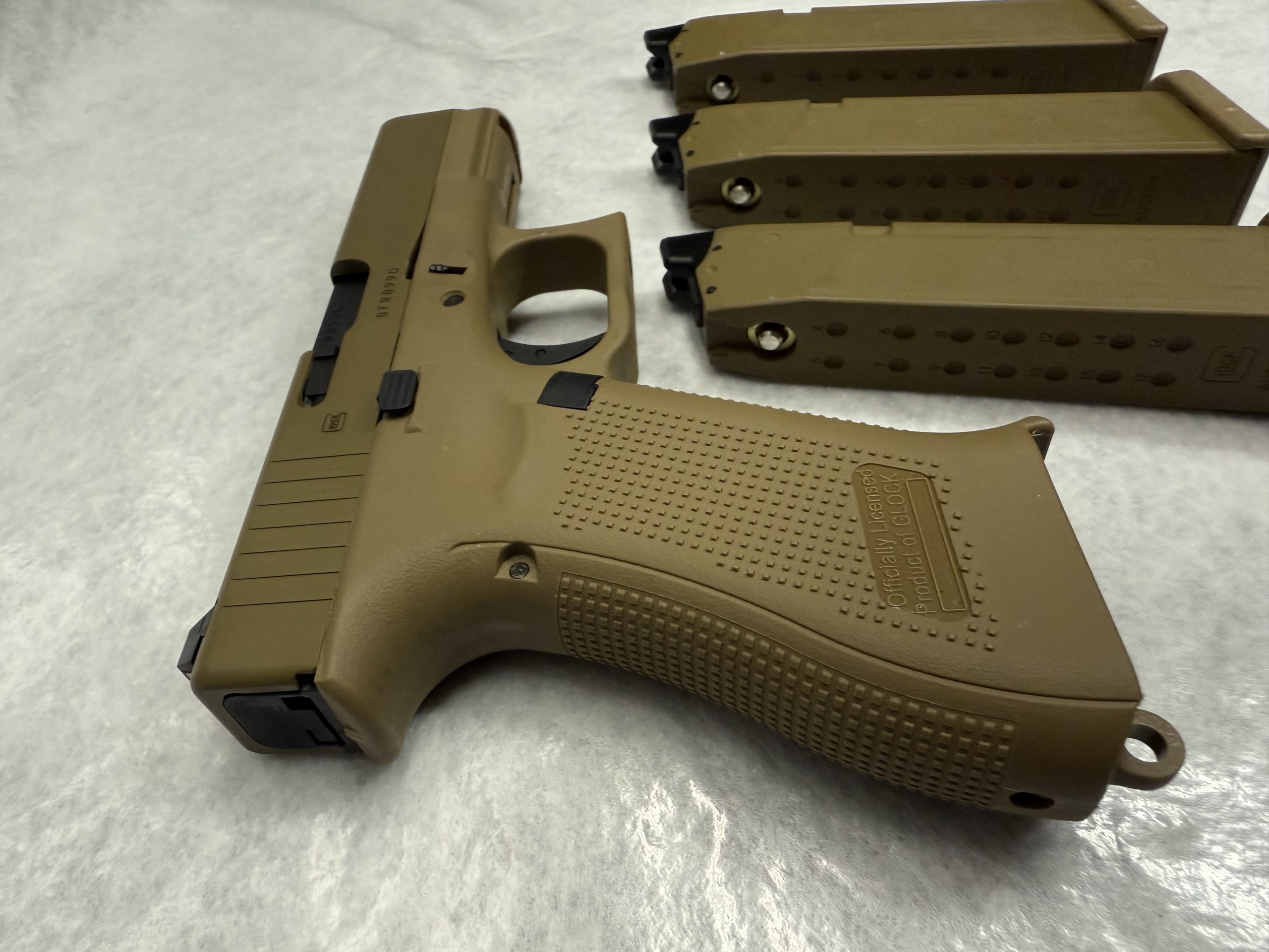 Nieuwe glock 19x met 3 magazijnen co2