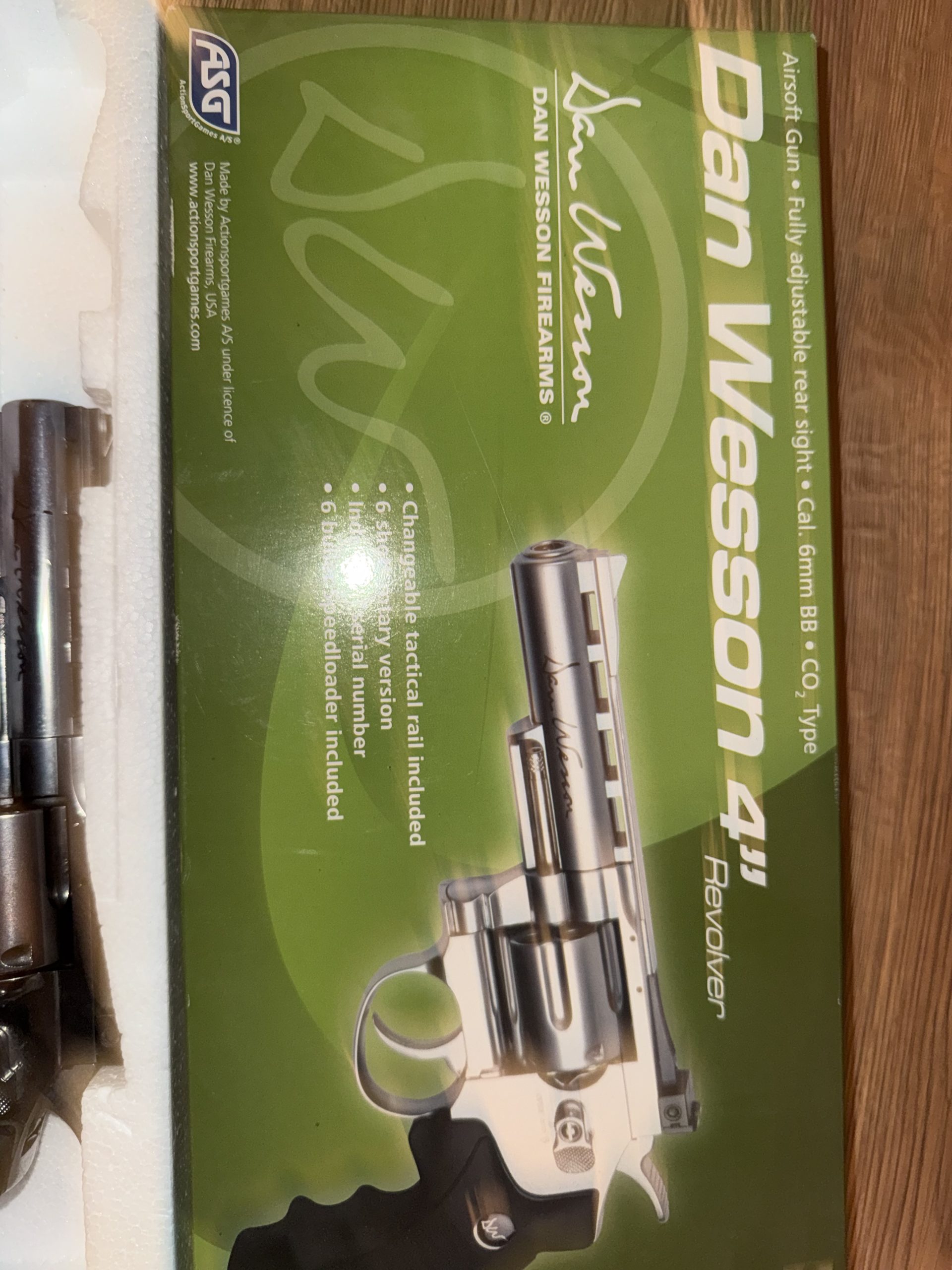 Dan wesson 4