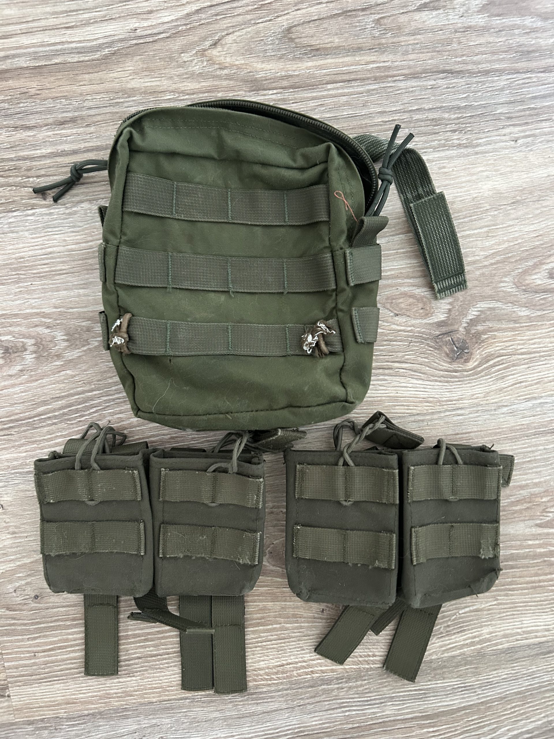 Elite OPS 901 Chest Rig Base en Elite OPS Back Panel. Van warrior assault