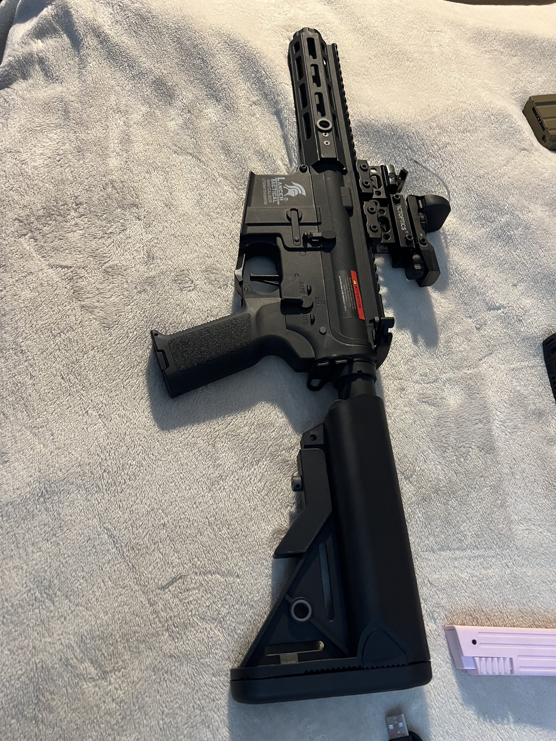 Airsoft replica en assesories bieden mag