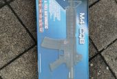Airsoft gun M4