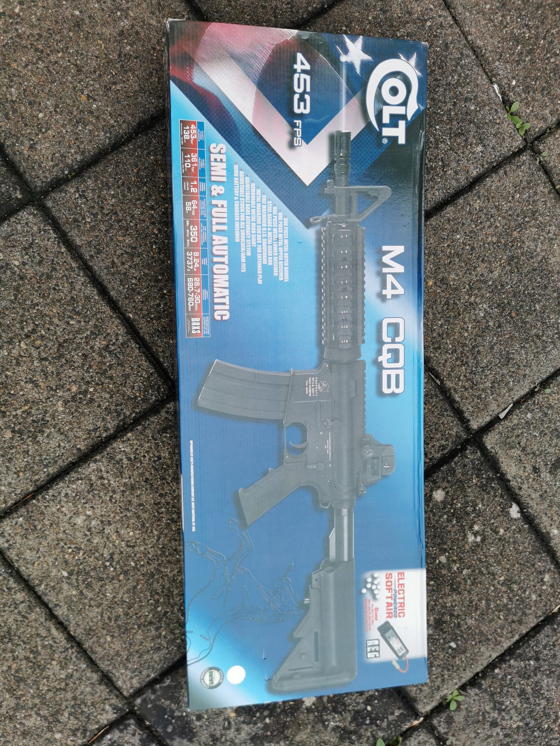 Airsoft gun M4