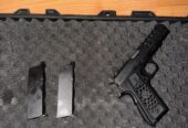 2x M1911 zwart en zilver