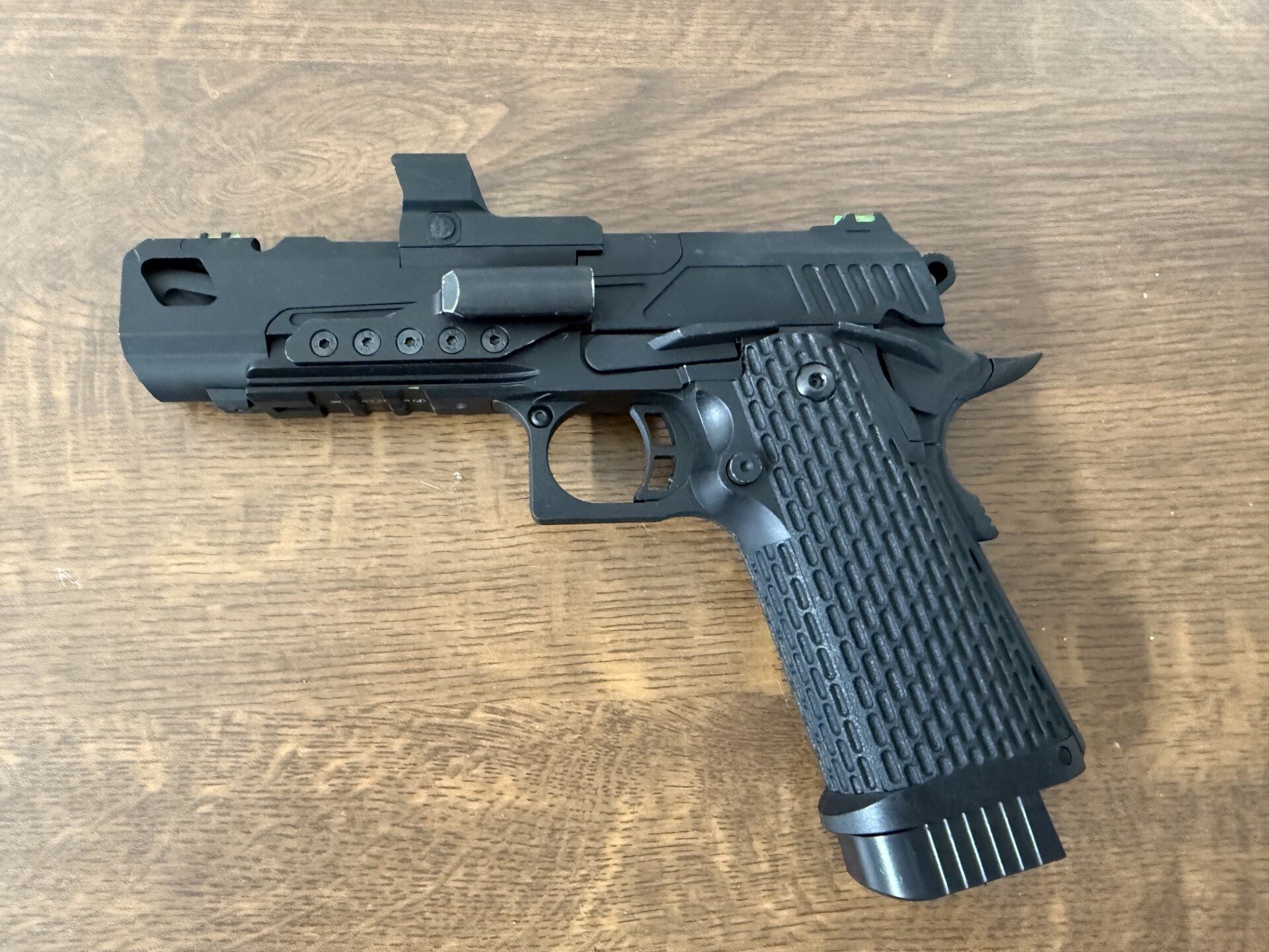 Novritsch SSP5 (model 5.1) Zeer compleet