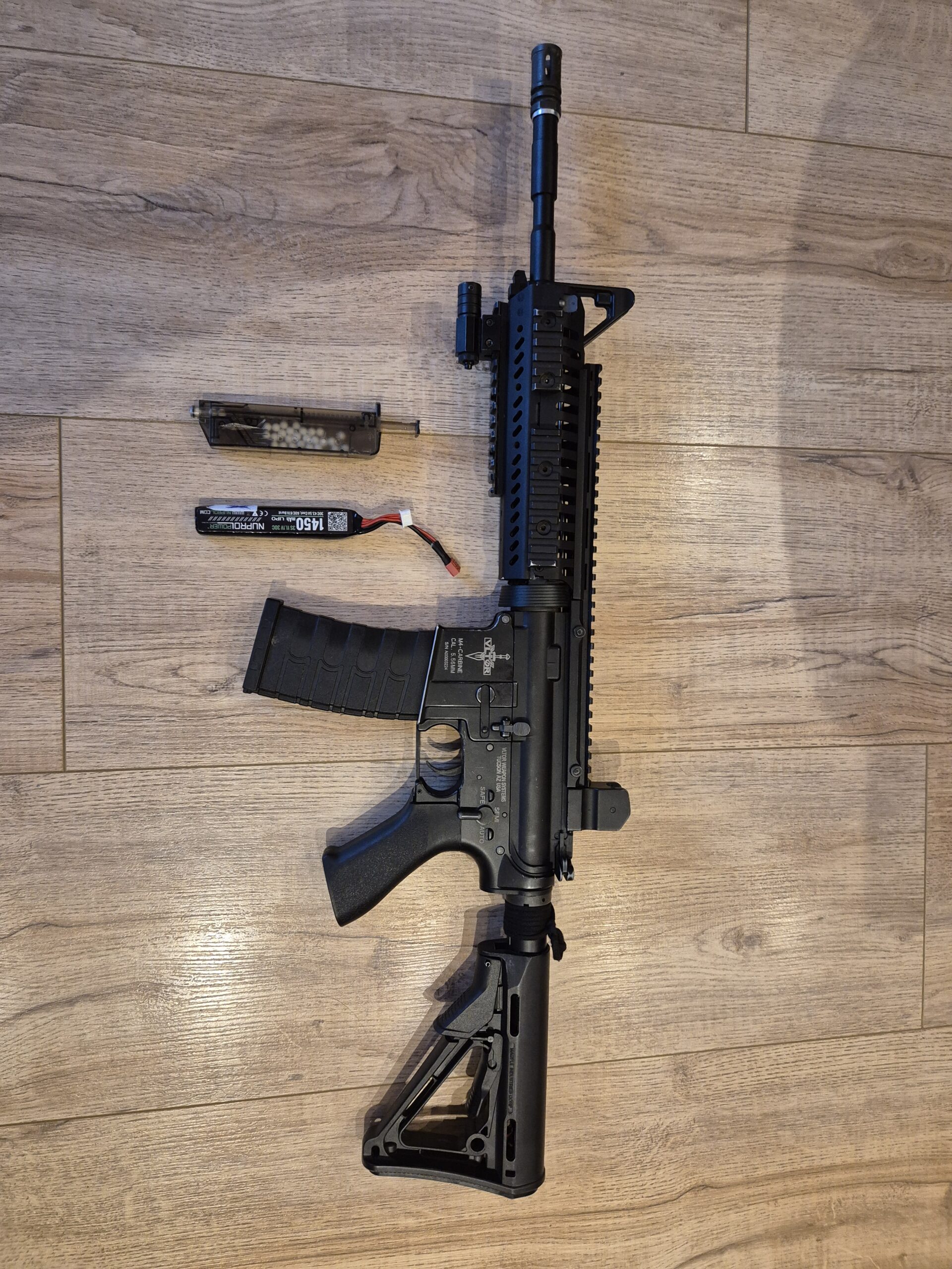 Kings arms m4 AEG met mosfet upgrade