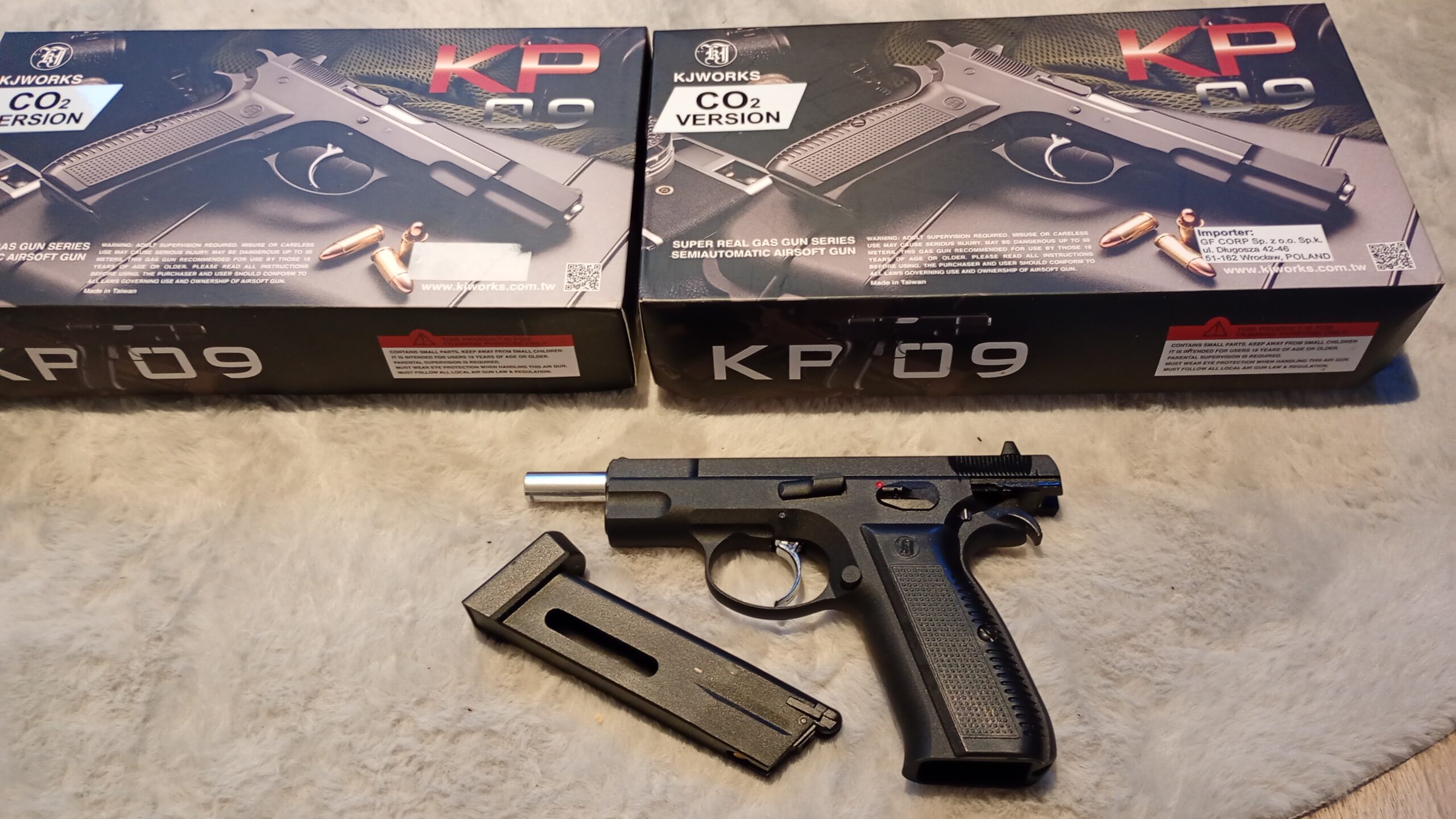 KJW M9 Co2 en KJW CZ75 Co2 prijs per replica!
