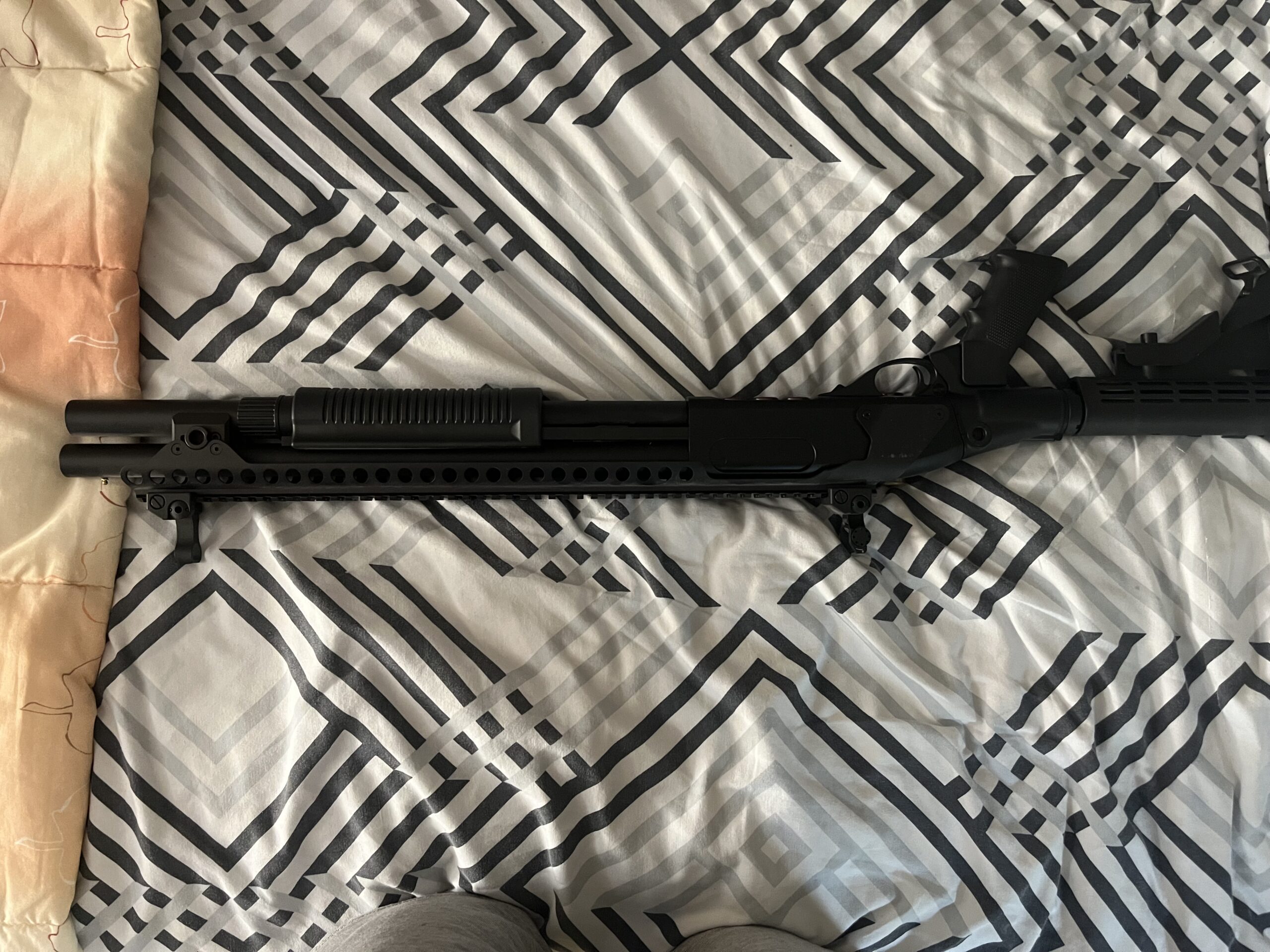 Eagle shotgun