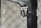 SOCOM Punisher 1911 Airsoft Gas Blowback Pistol + extras