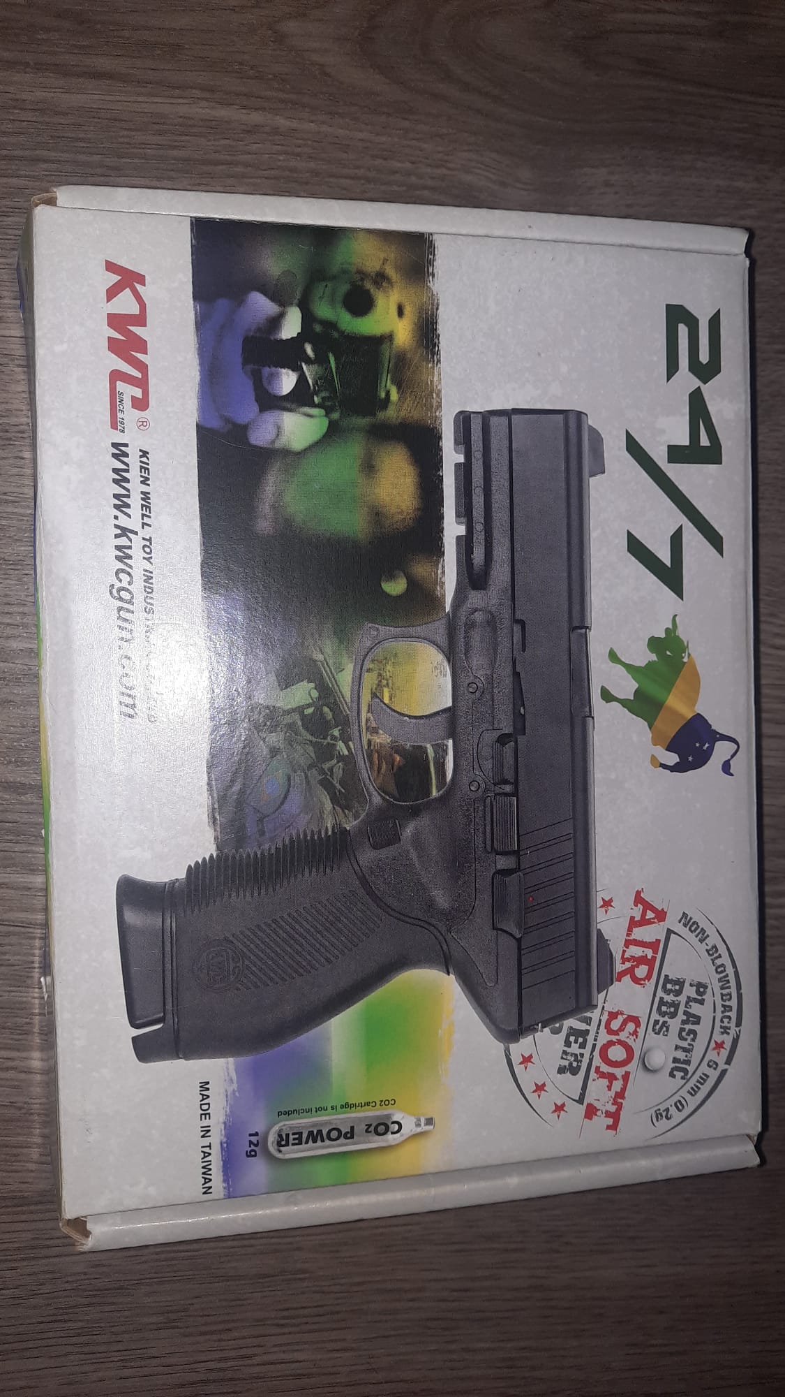 24/7 Pistol Replica