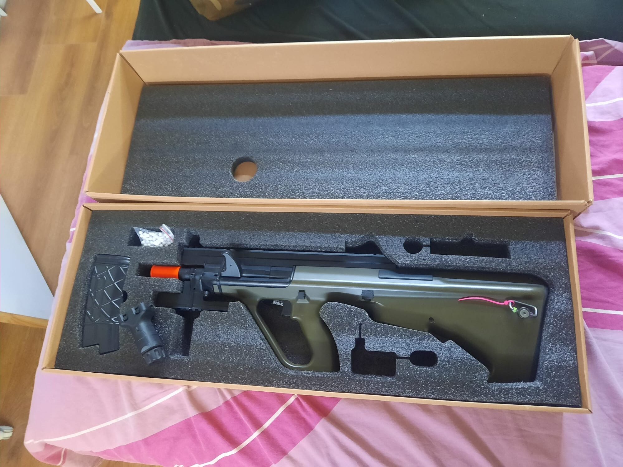 SW-020T Carbine Replica – Olive Drab