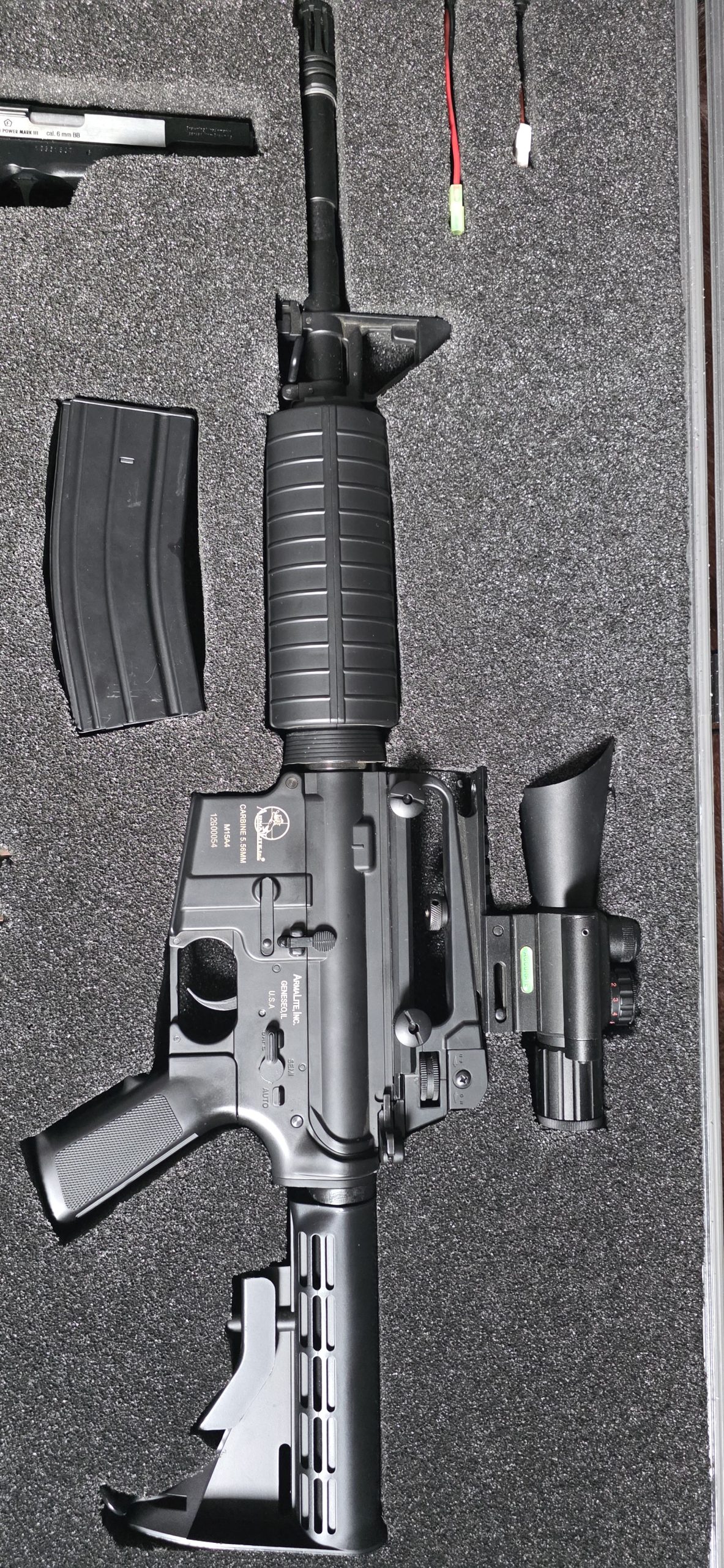 Te Koop M15A4 ArmaLite,Inc en twee stuks drowning hi power mark 3 op gas