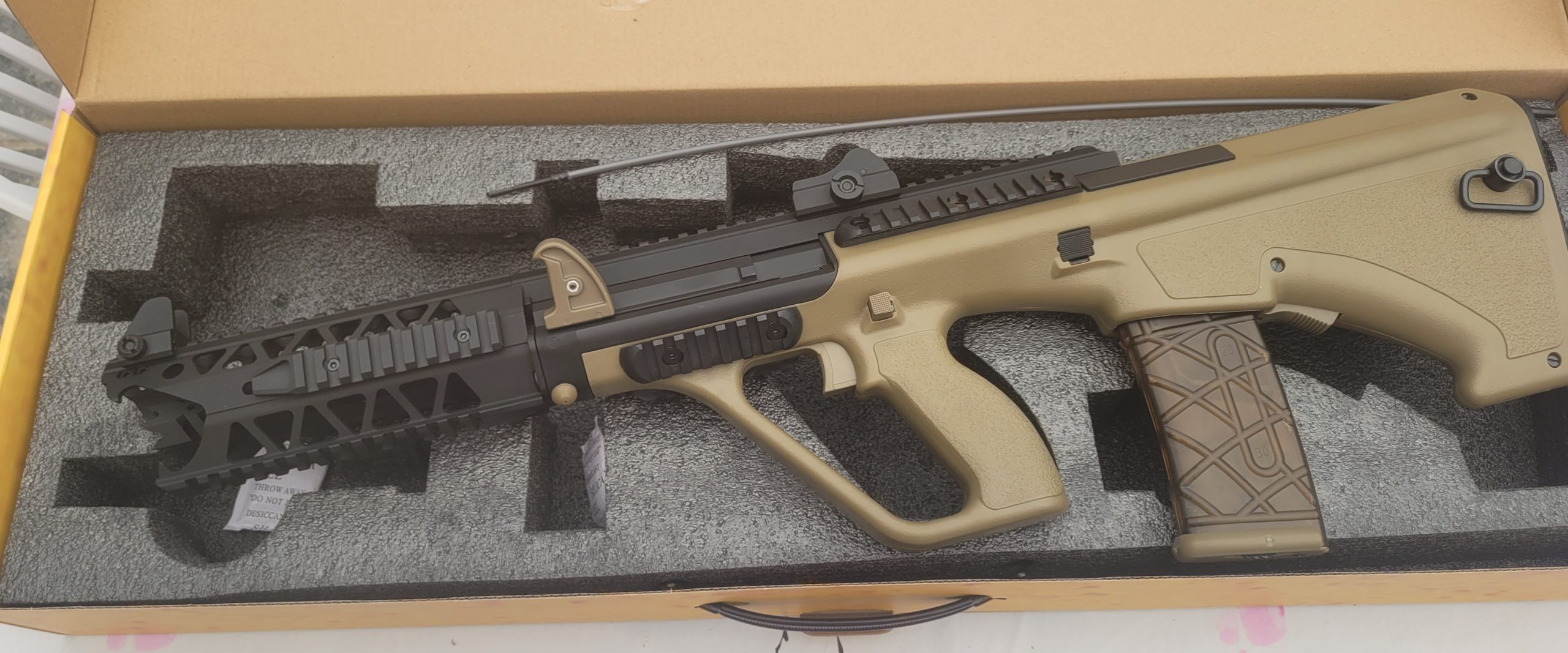 Army AUG RAPTOR AEG NIEUW