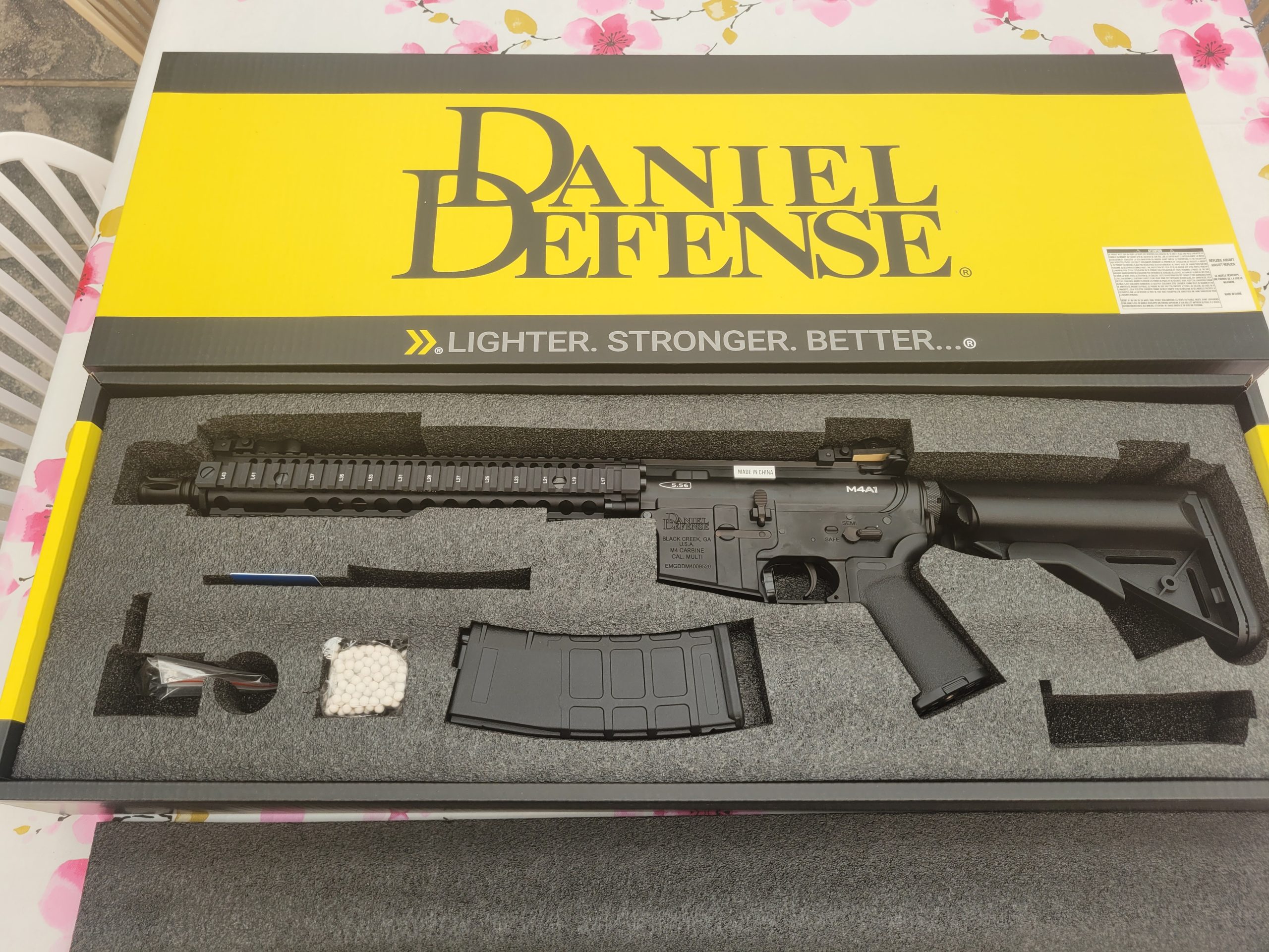 Daniel Defence M4a1 AEG NIEUW