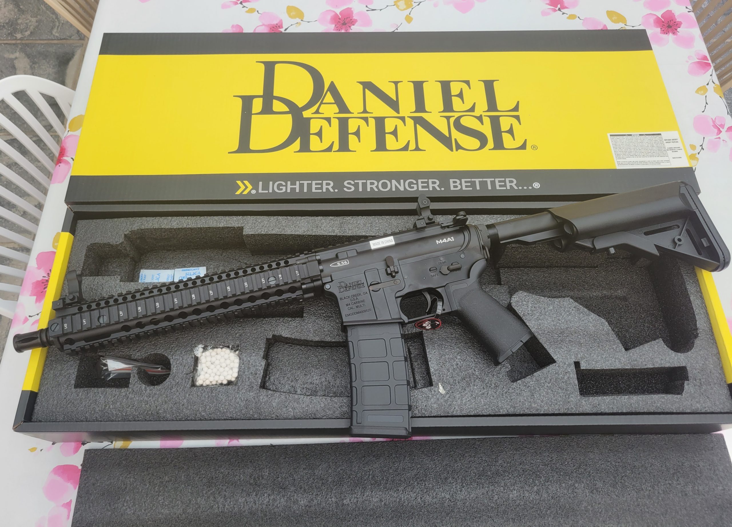 Daniel Defence M4a1 AEG NIEUW
