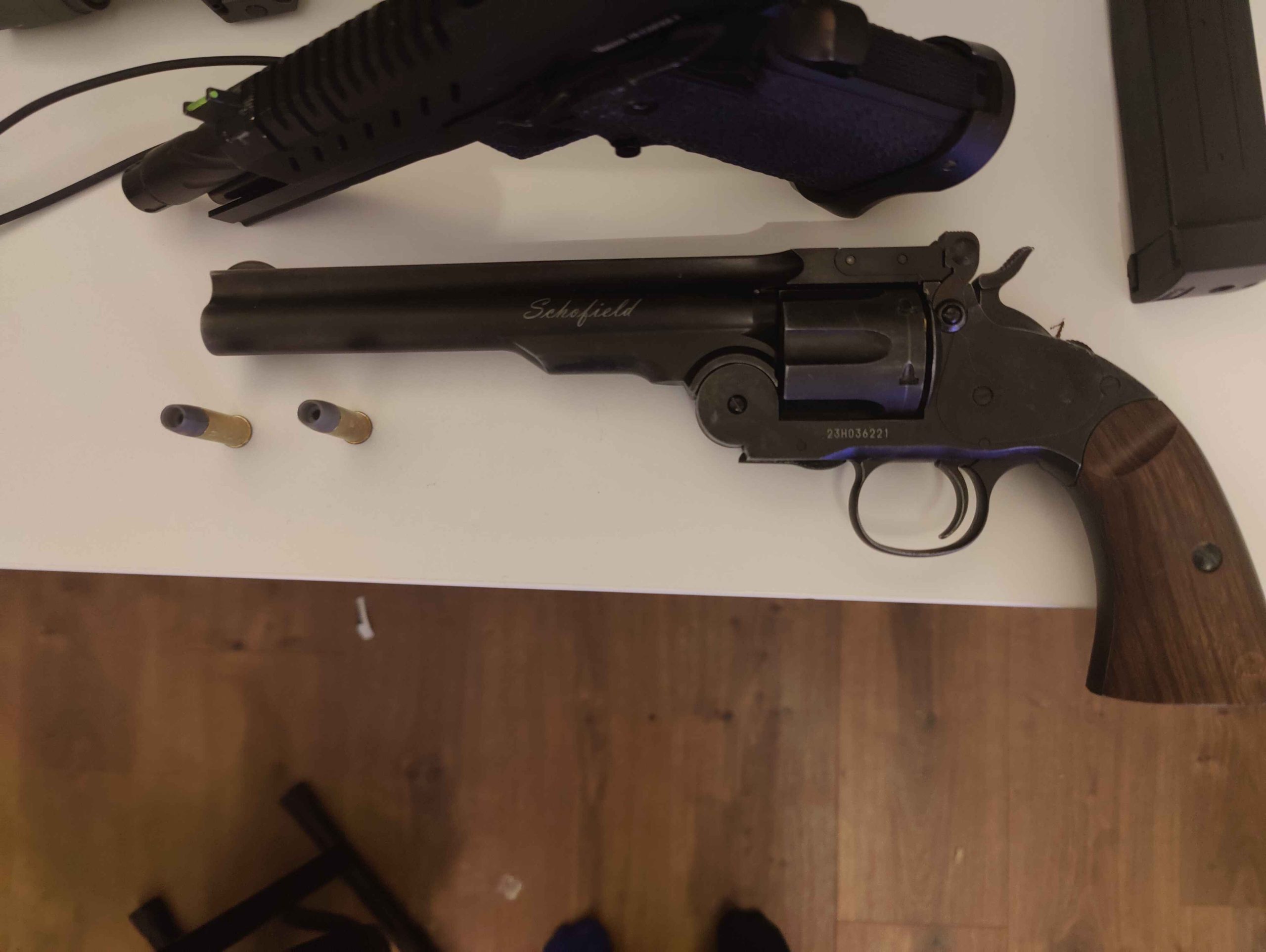 Volledige loadout te koop, 800 euro Barret Rec7 + vorsk hicappa +schofield 8″ revolver
