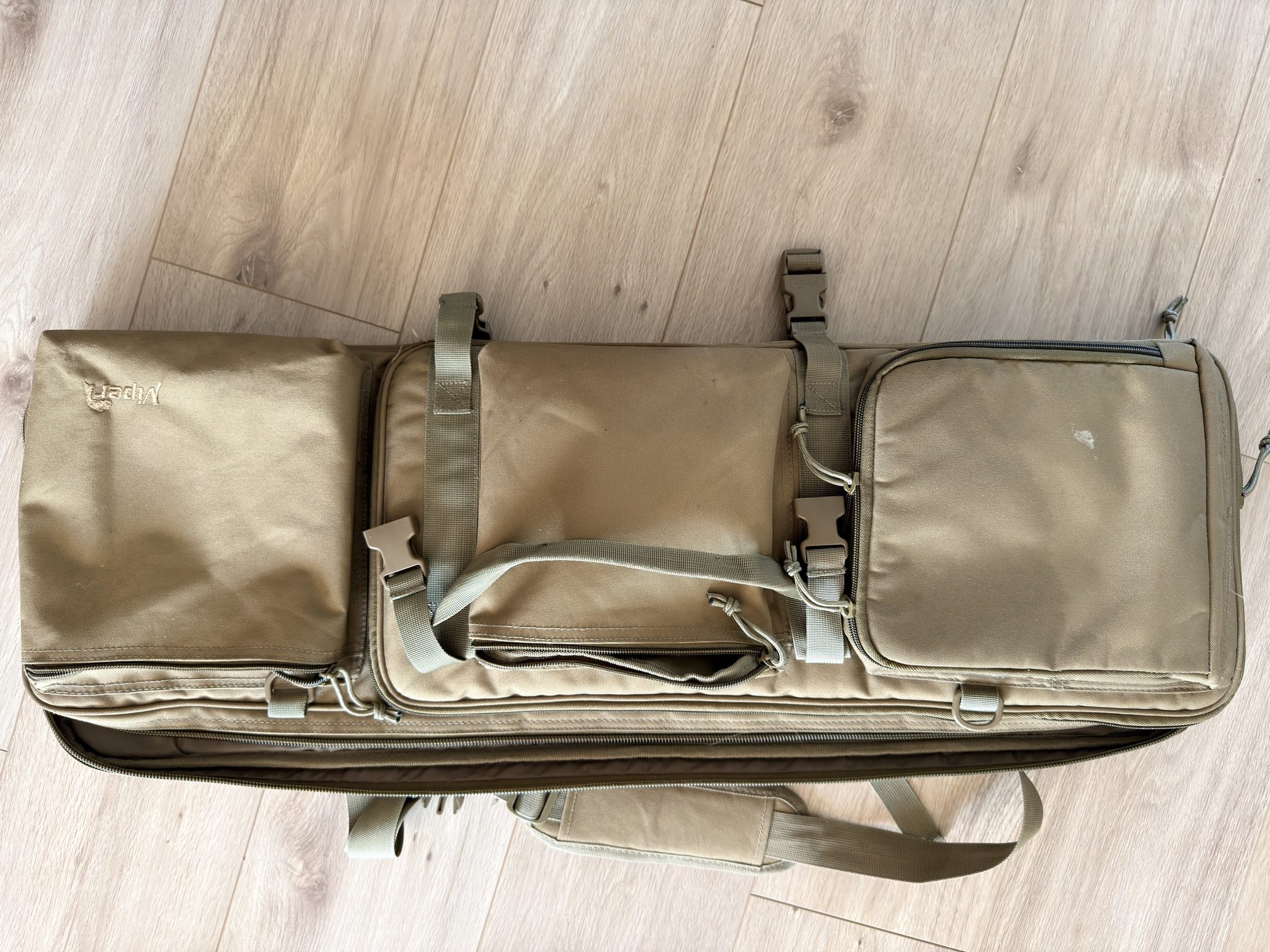 Wapentas en overige gear
