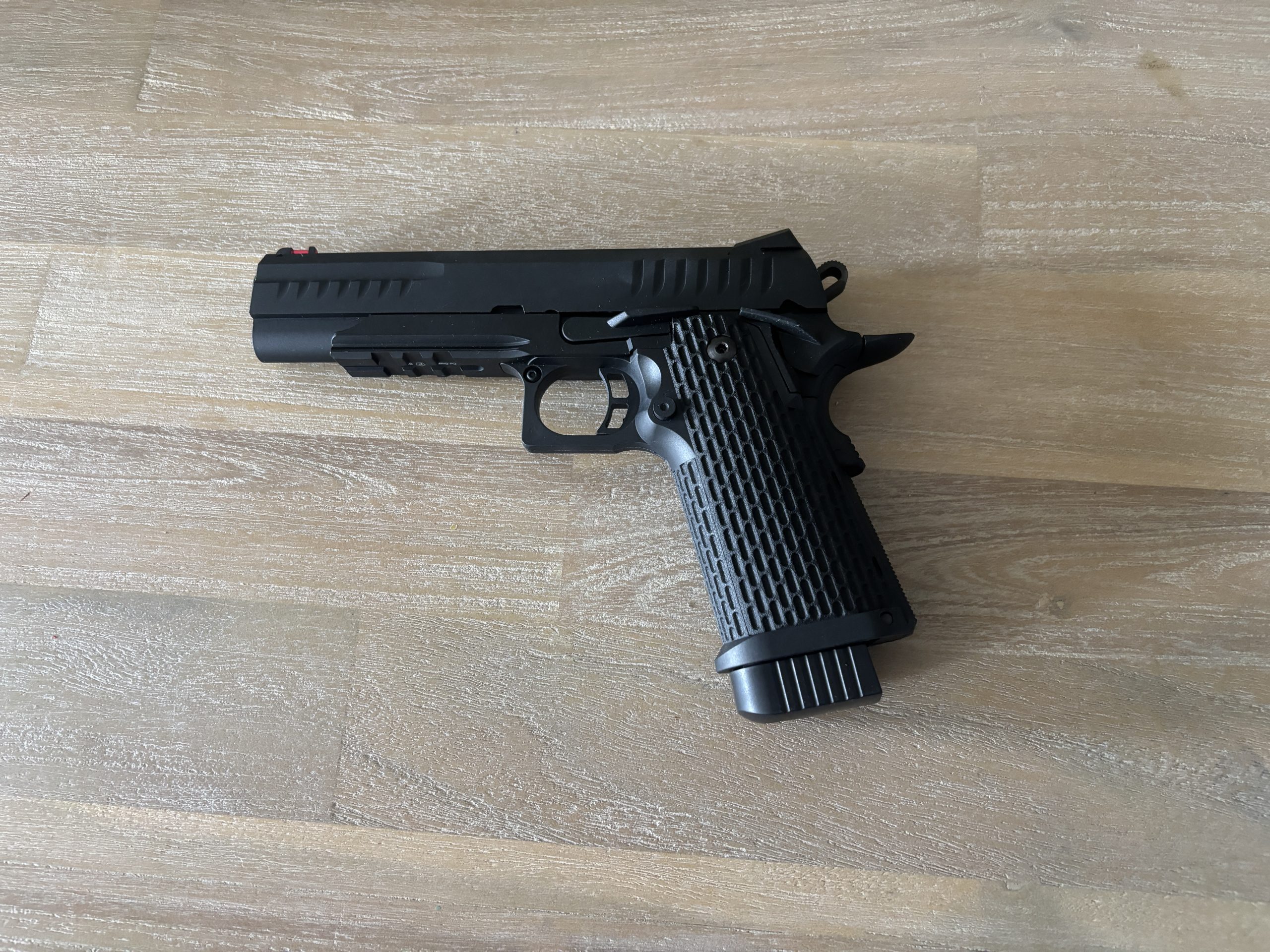 Novritsch SSG10 A1 met scope + SSP1
