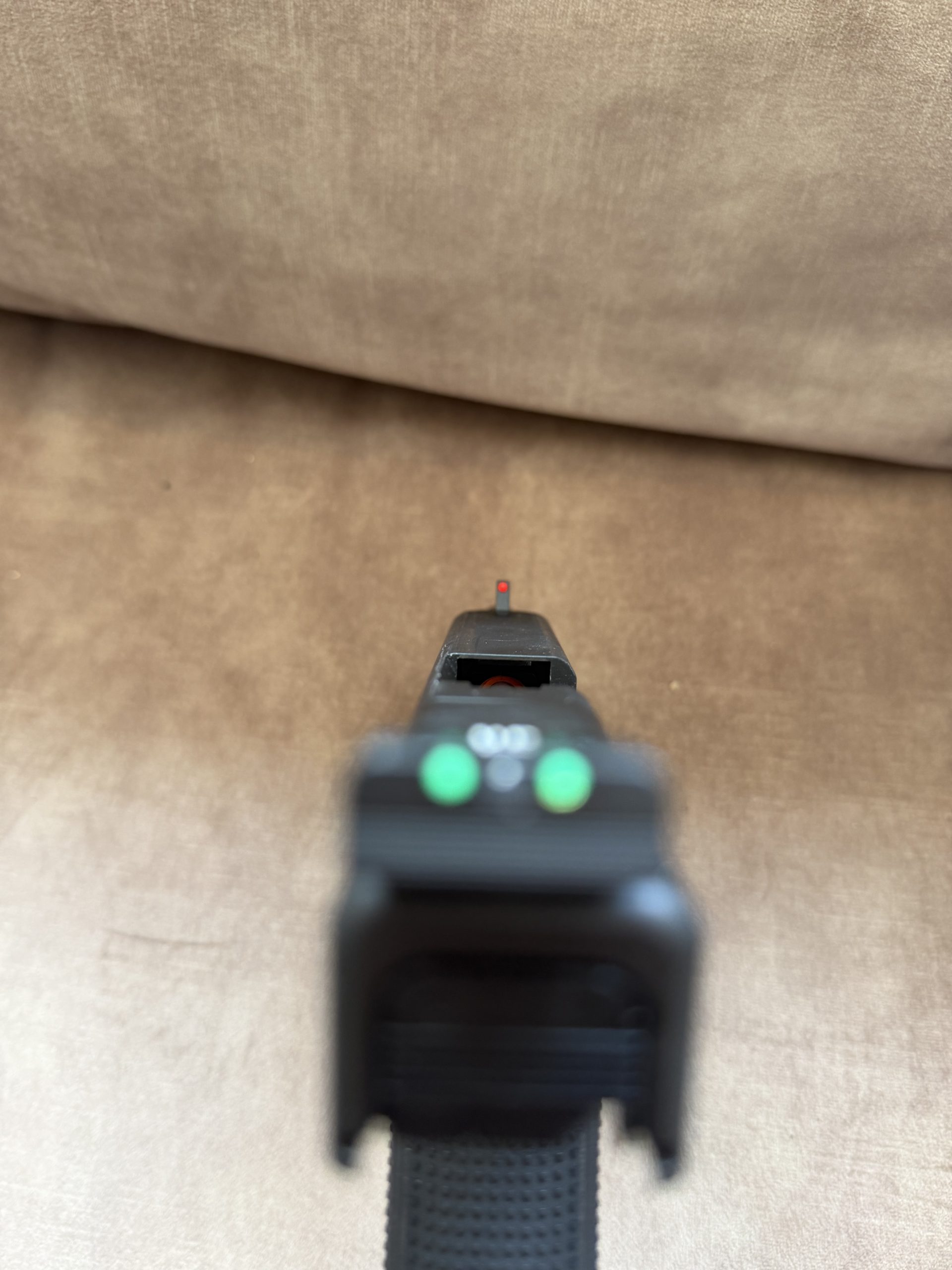 Upgraded GHK Glock 17 gen 5 + 3 houders (1x gas 2x CO2)