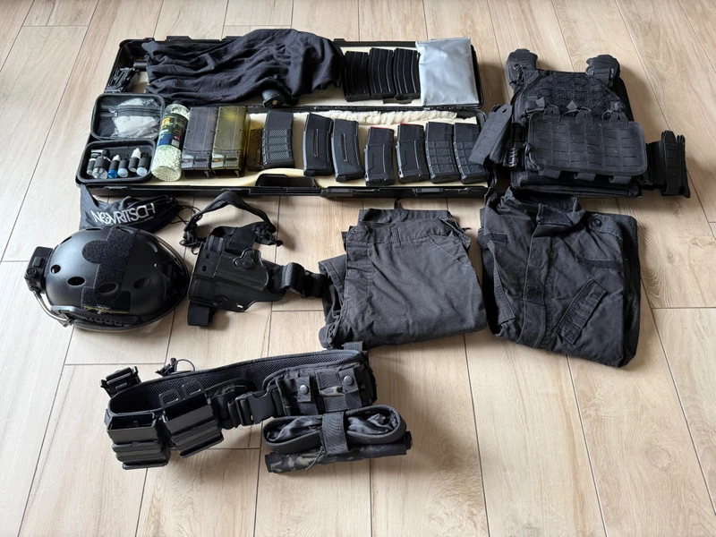 Volledige Airsoft kit met replica (classic army PDW)