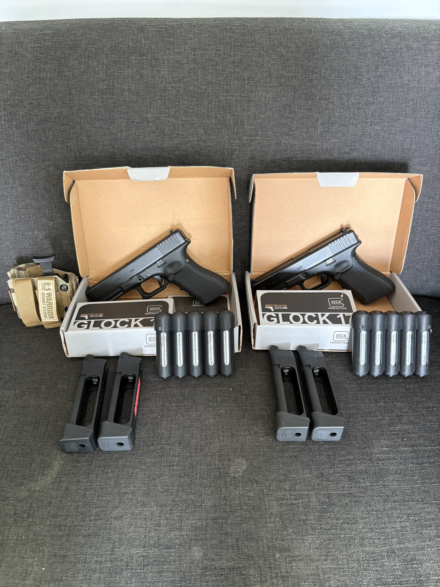 High end airsoft collectie, volledig geüpgradede M110 A1 DMR, ARP9 Gold Edition, Glocks en gear